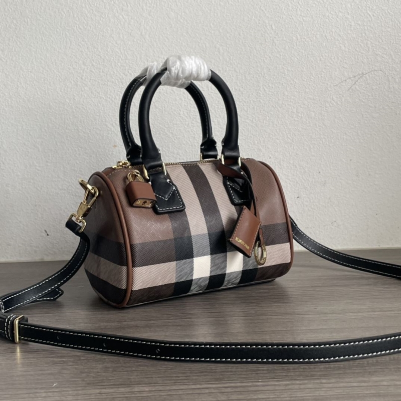 Bv*b*rry speedy bags